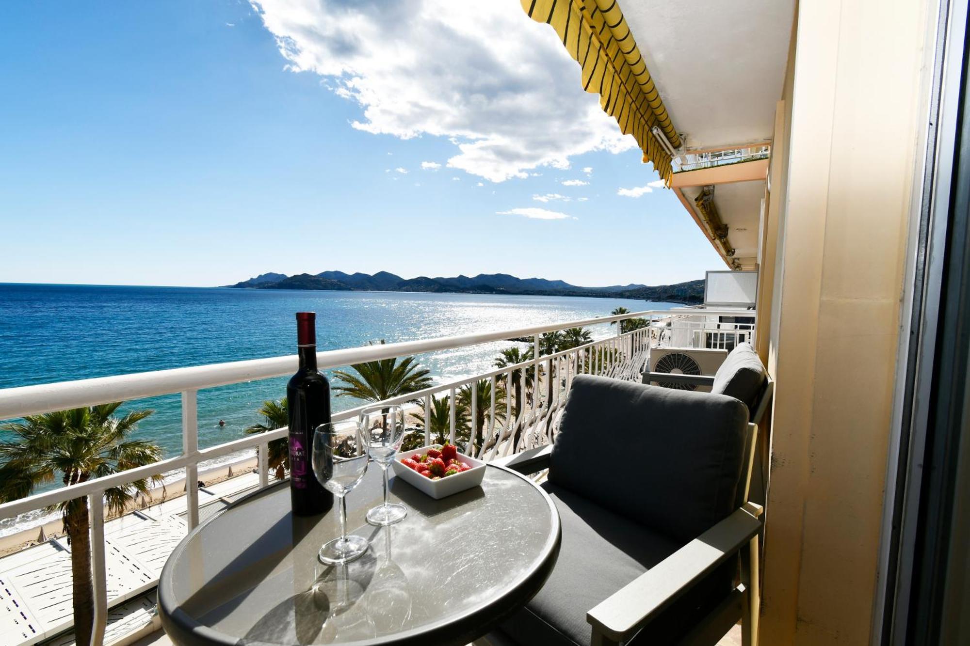 Plage Du Midi- Vue Sur Mer Standing Presta Appartement Cannes Buitenkant foto